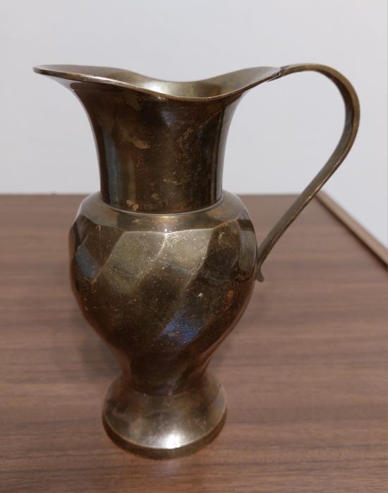 Кувшин латунь. Кувшинчик Индия