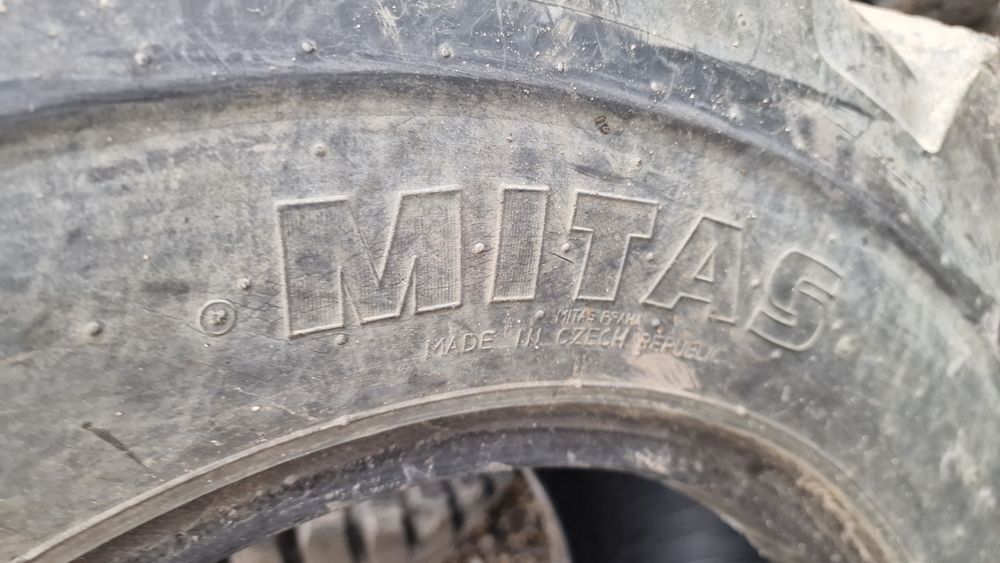 Cauciuc Sh 405/70-20 (16.0/70-20) marca Mitas