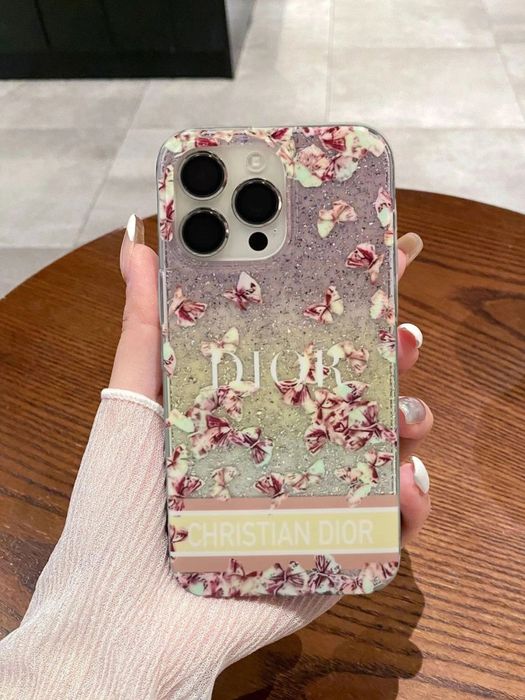 Sifatli telefon g'ilof-yangi turdagi modellarga.