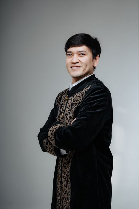 Домбыра баян музыкант