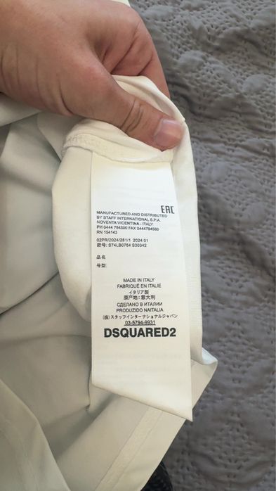 новая футболка dsquared2