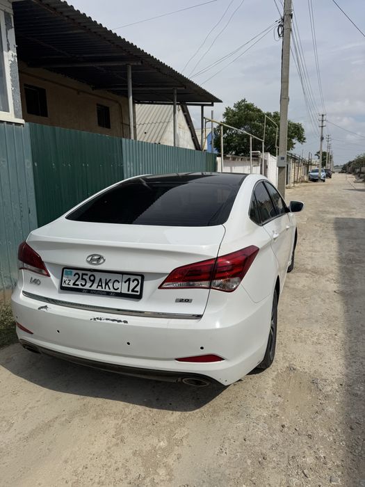 Hyundai i 40 sss