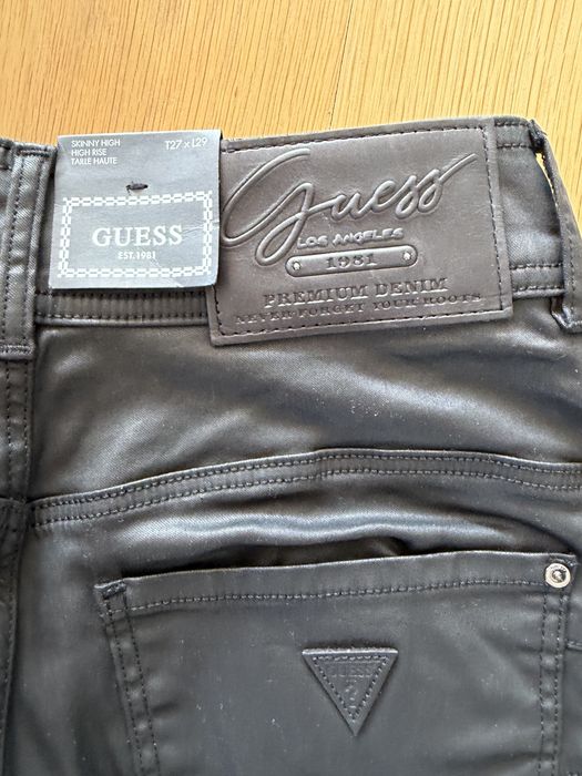GUESS панталон- дънки оригинални