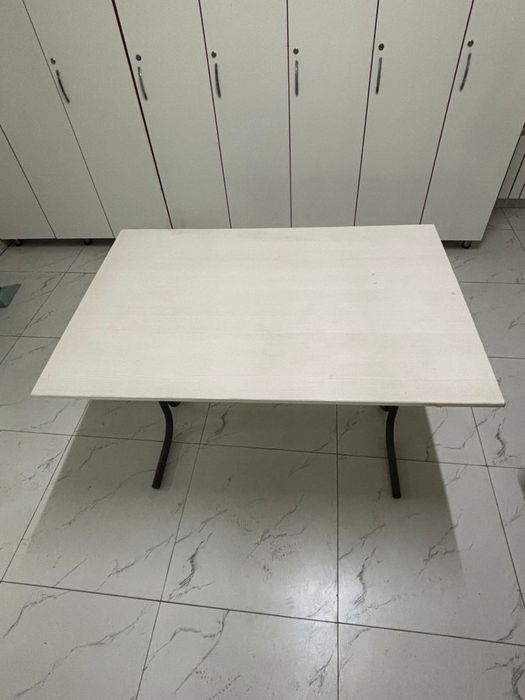 Стол диван тахта