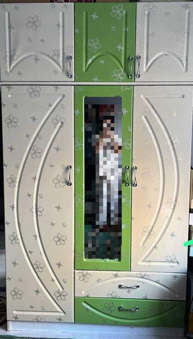 Шкаф для разной одежды