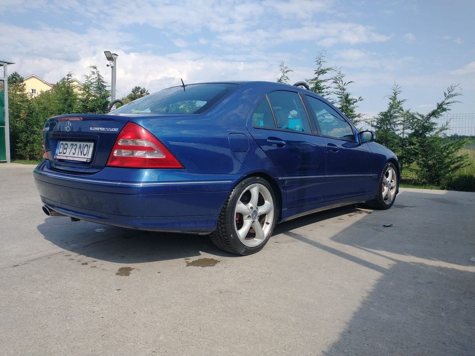 MERCEDES-BENZ C-Class 2003 — imagine 2