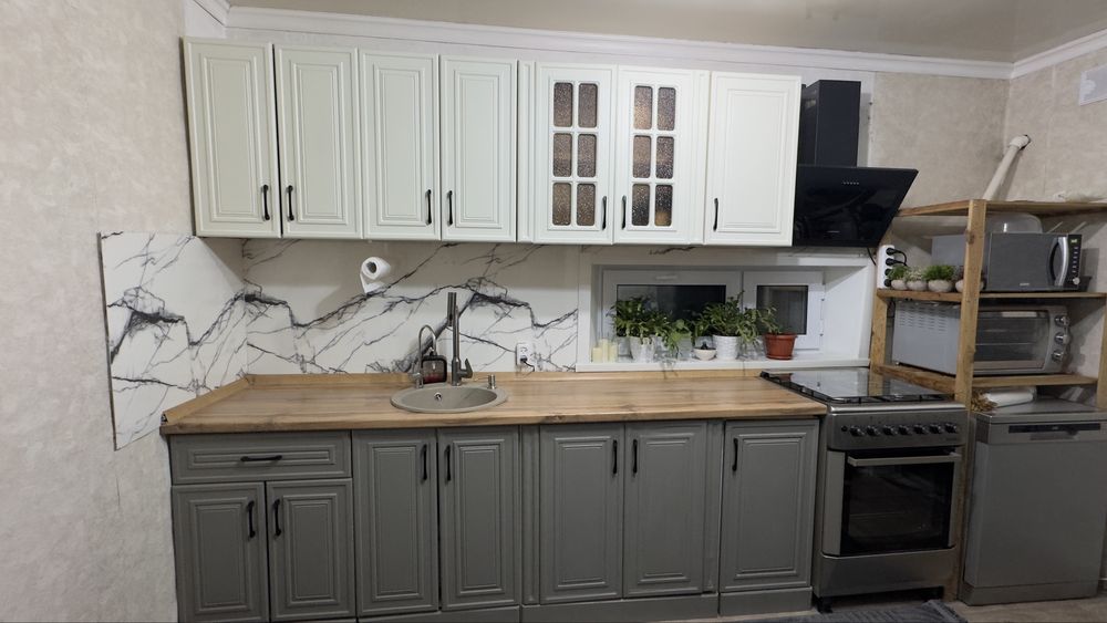 Продам кухонный гарнитур