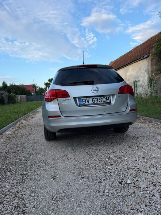 OPEL Astra 2013 — imagine 5