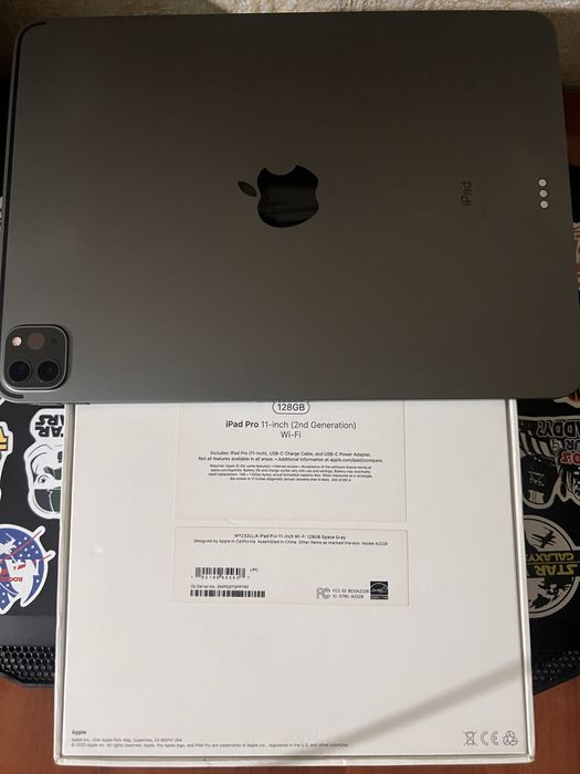 iPad Pro 11” (2nd Gen) | 128GB | Wi-Fi | Как новый + подарок