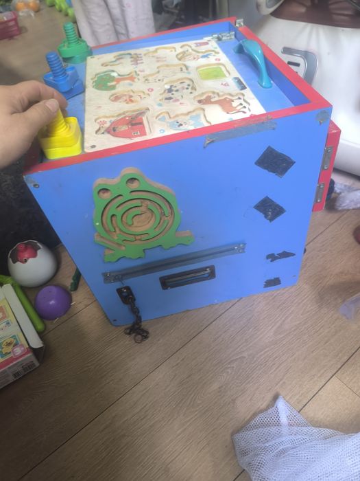 Продам игрушки  для маленьких