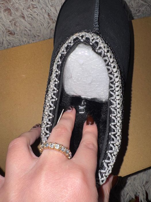 UGG TAZZ Black marimea 37