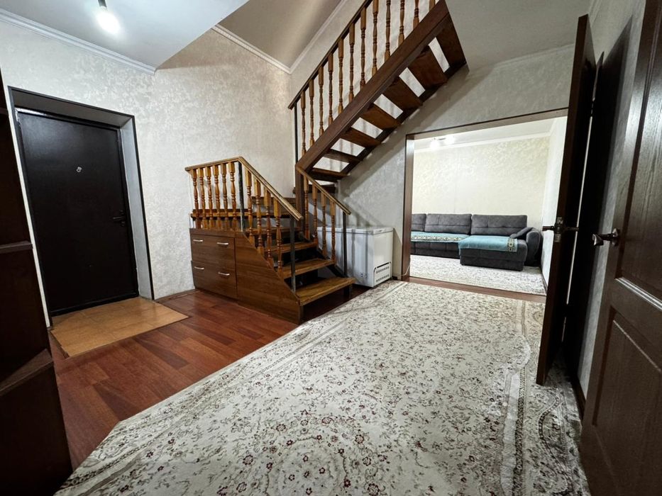 Б. Абая 60/1 жер үй сатылады,.