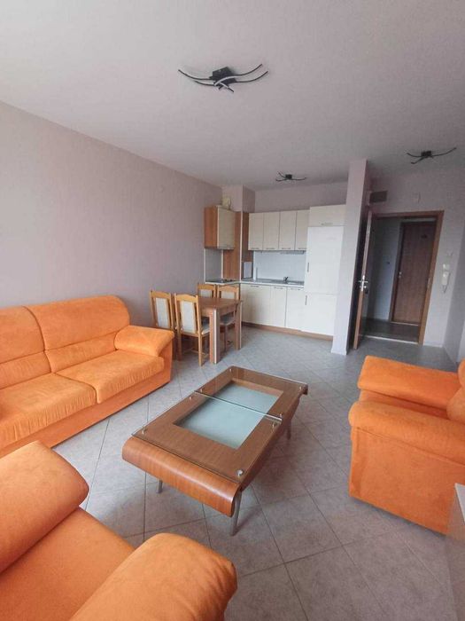 СПЕШНА ПРОДАЖБА: Тристаен апартамент в  Слънчев бряг