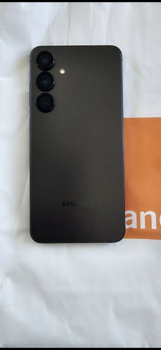 S24 plus 512 GB, S24+ nu are nici o problema. stare excelenta , fara zgarieturi sau urme de uzura