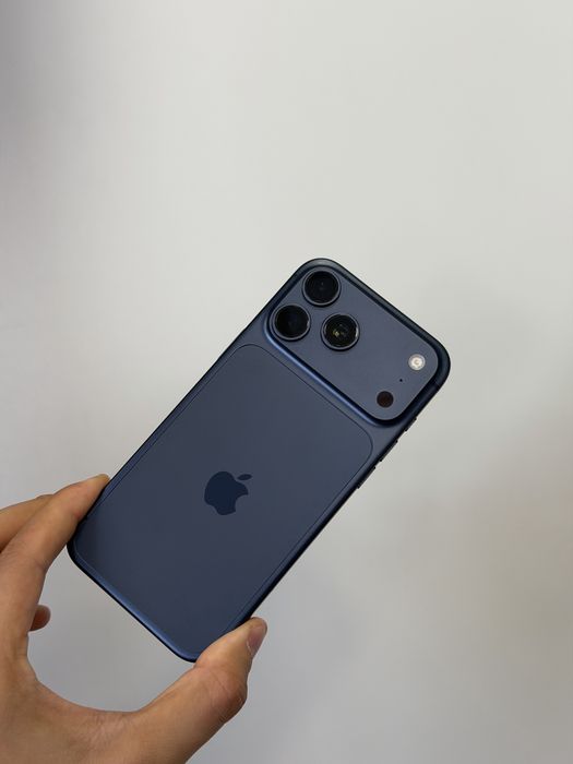 iPhone 17 PRO MAX - 57 цикъла