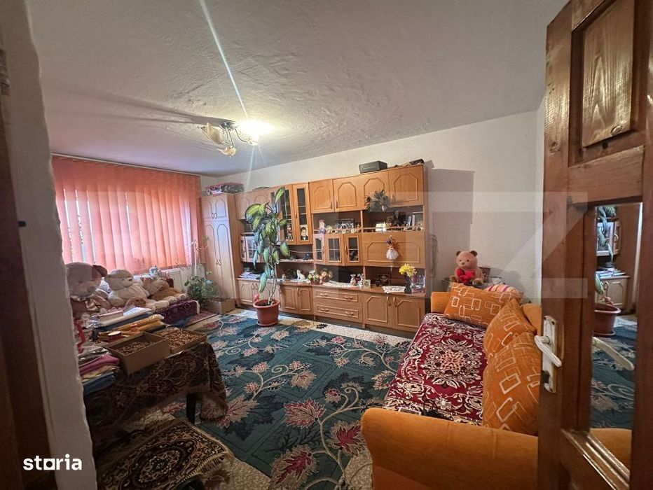 Apartament 2 camere, decomandat, 53 mp