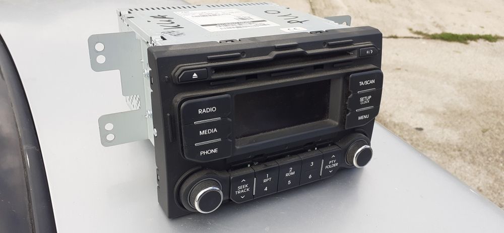 Kia Rio  2011-2016 Година  Radio .CD Player Киа Рио  Цяла На Части.1.2