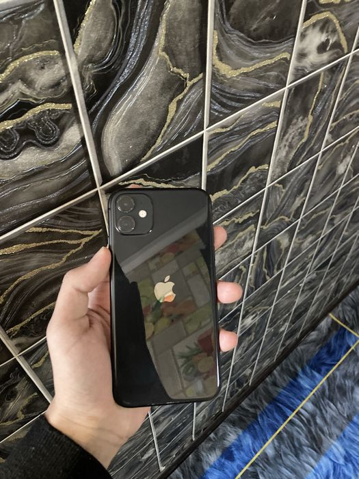 Продам Айфон 11 128gb