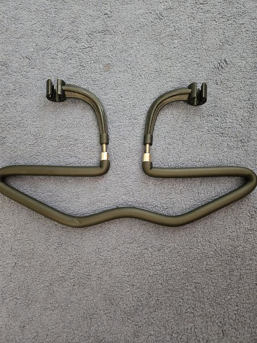 Продам коврик багажника