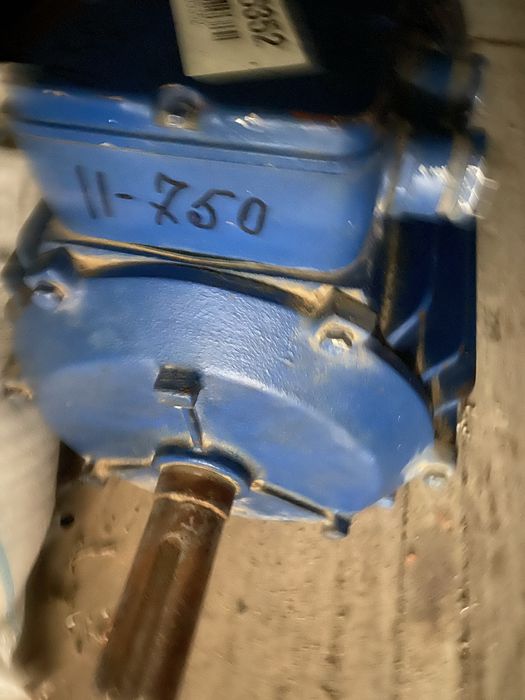 Двигатель мотор