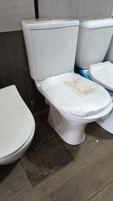 Унитаз круговой смыв