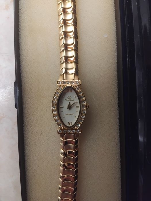 Дамски часовник Vestino – нов, сапфир, 23K gold plated, с кутия