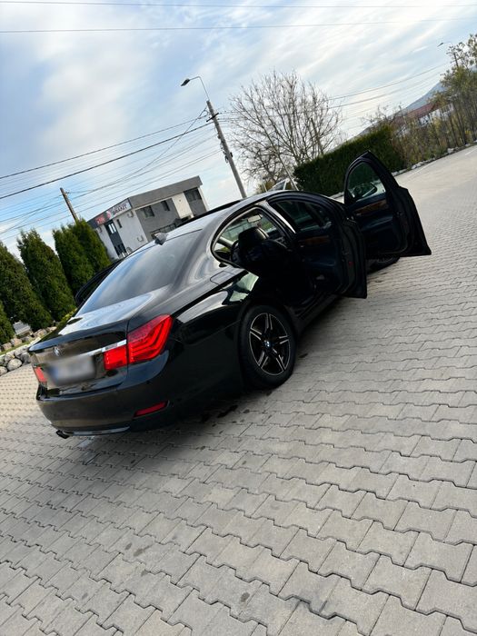 BMW 7 Series 0 — imagine 2