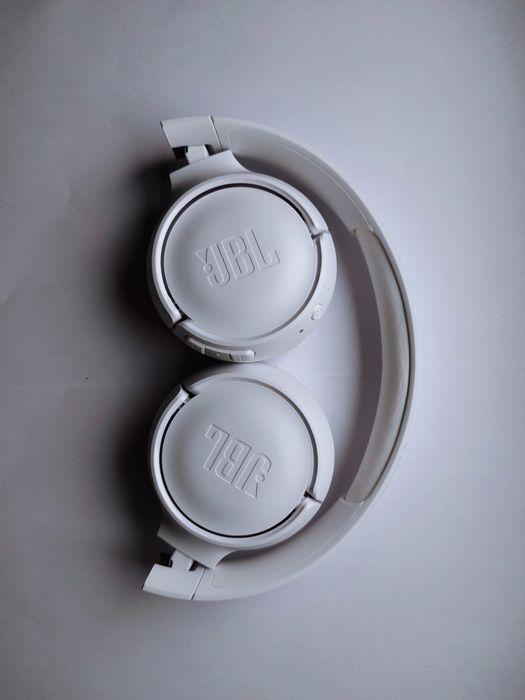 Полноразмерные наушники jbl