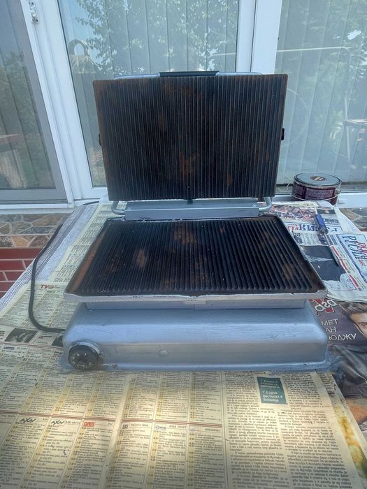 Продавам тостер-скара