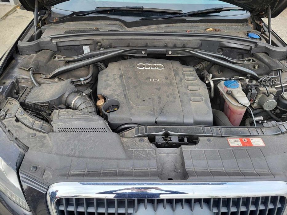dezmembram audi q5 2008-2015 haion/bara spate/trager