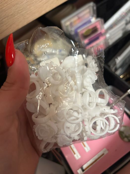 Консумативи за миглопластика