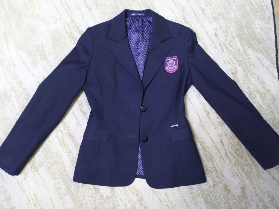 Школьная форма размер 42 Glasman
