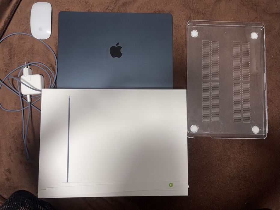 Macbook air 15.3, макбук эйр 8 гб / 512 gb
