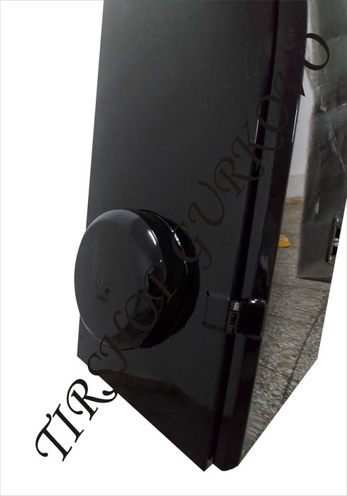 Метална кутия сандък за камиони бусове  ремаркета прахово боядисани