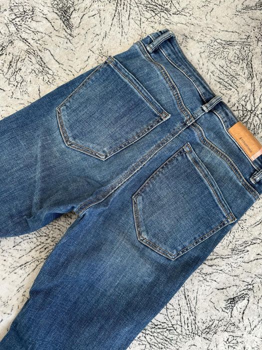 Дънки Stradivarius и Зара