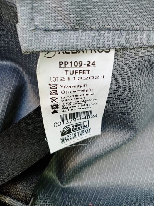 Чемодан . чемодан.