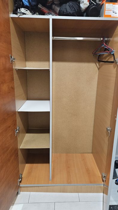 Двукрилен гардероб 195х90х54,50