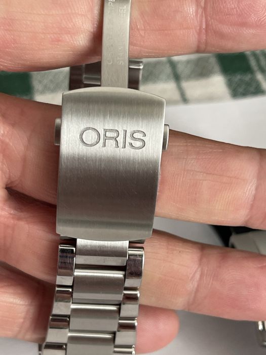Vand oris aquis. Small second. Date.