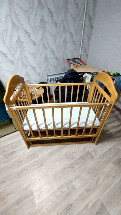 Детская кроватка 10.000тг.