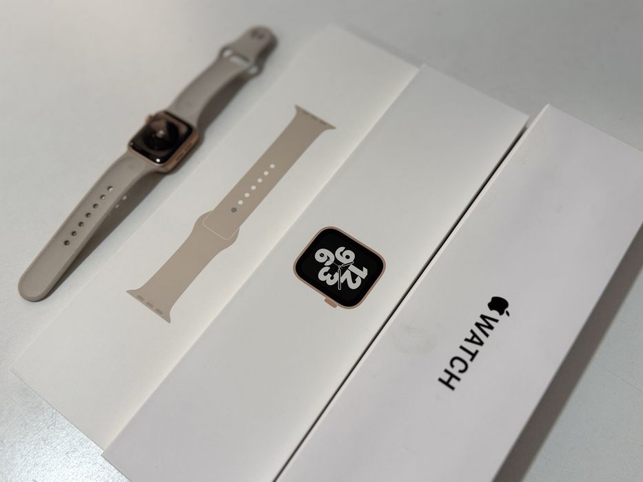 Apple Watch SE 40 мм 1-го поколения