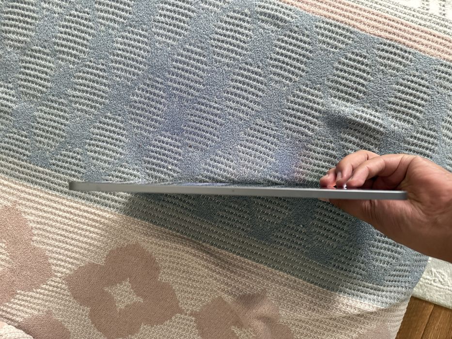 Продаю Ipad m2 11 pro 128 гб