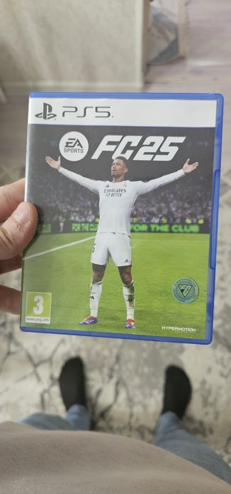 Продам EAFC25(фифа25)