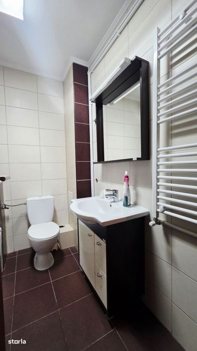 Inchiriere 3 camere cu centrala proprie Bulevardul Unirii - Fantani