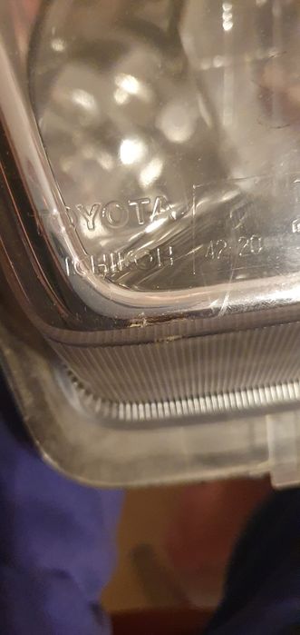 Фар за Тойота Рав 4