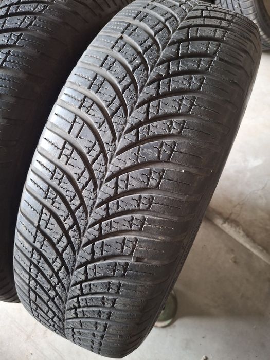 2 Anvelopele All season 215 65 r17 Goodyear