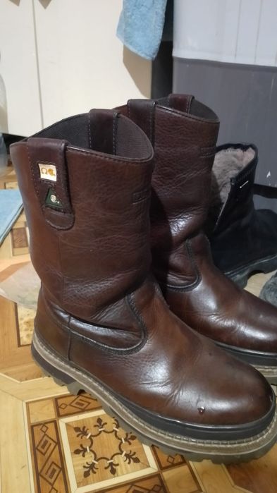 Обувь чистый кожа