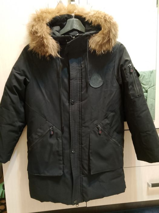 Срочно продам зимний парка куртку