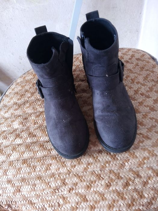 Дамски боти номер 37