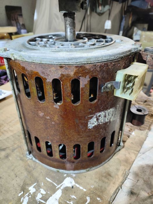 Продавам електромотор за автоматична пералня