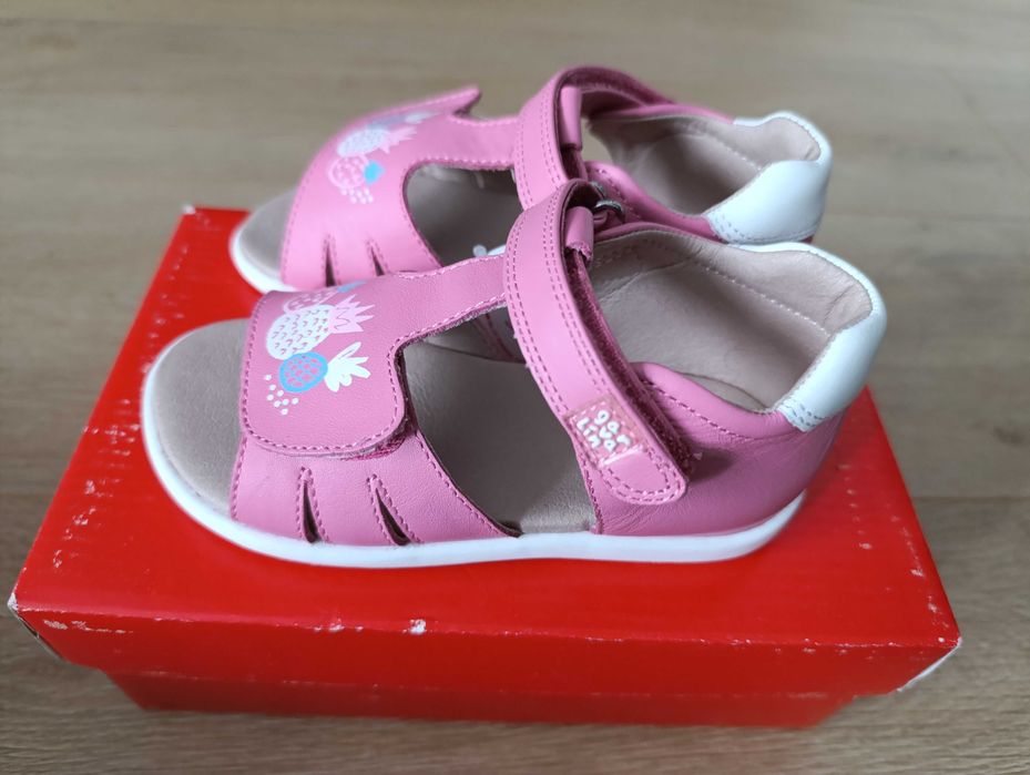 Сандали за момиче ,номер 24